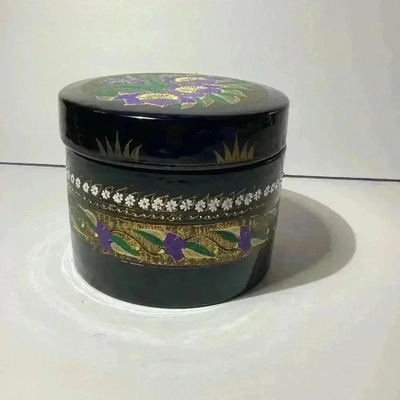 Wood Lacquer Box Hand Painted Jewerly Box 3D Floral Trinket Box Round Wooden Box - Picture 5 of 8